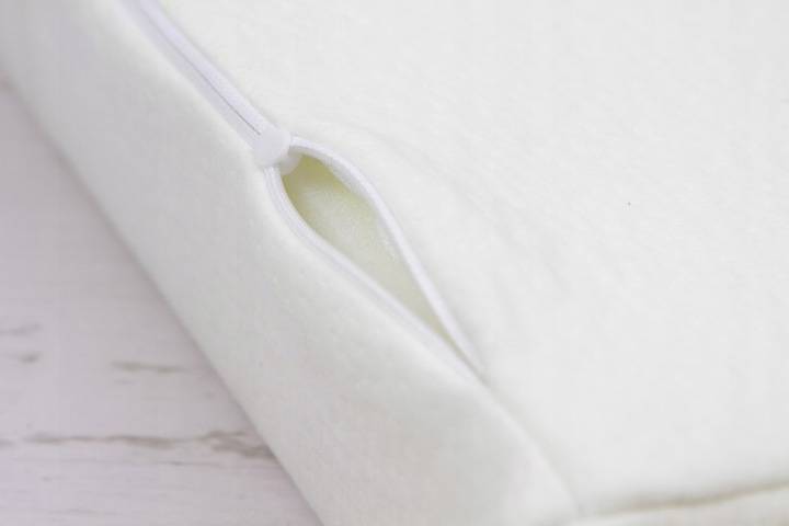 Poduszka do łóżeczka KLIN BAMBOO