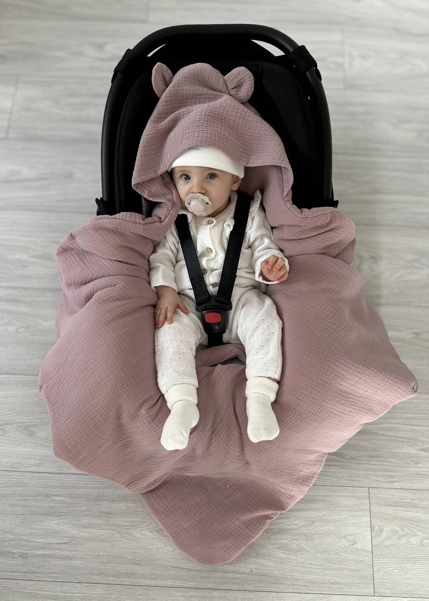 Kocyk otulacz do fotelika z kapturkiem MUŚLINOWY ocieplany