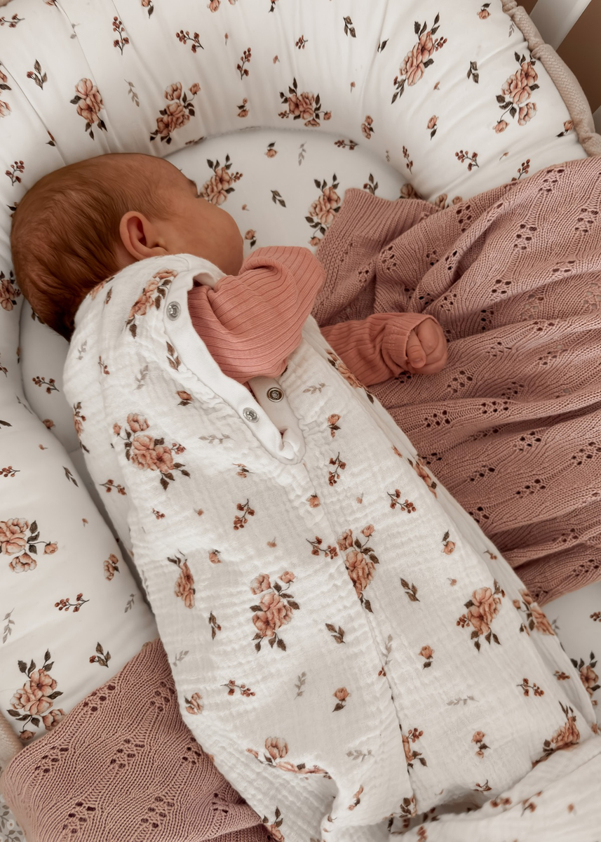Śpiworek do spania muślinowy PREMIUM light LITTLE FLOWERS