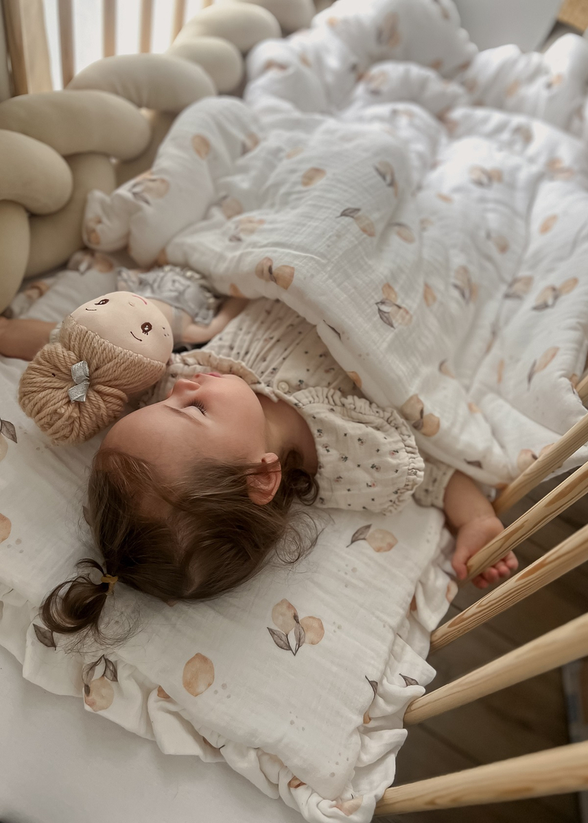 POŚCIEL MUŚLINOWA z falbanką 120x90 kołderka + poduszka WYPEŁNIENIE