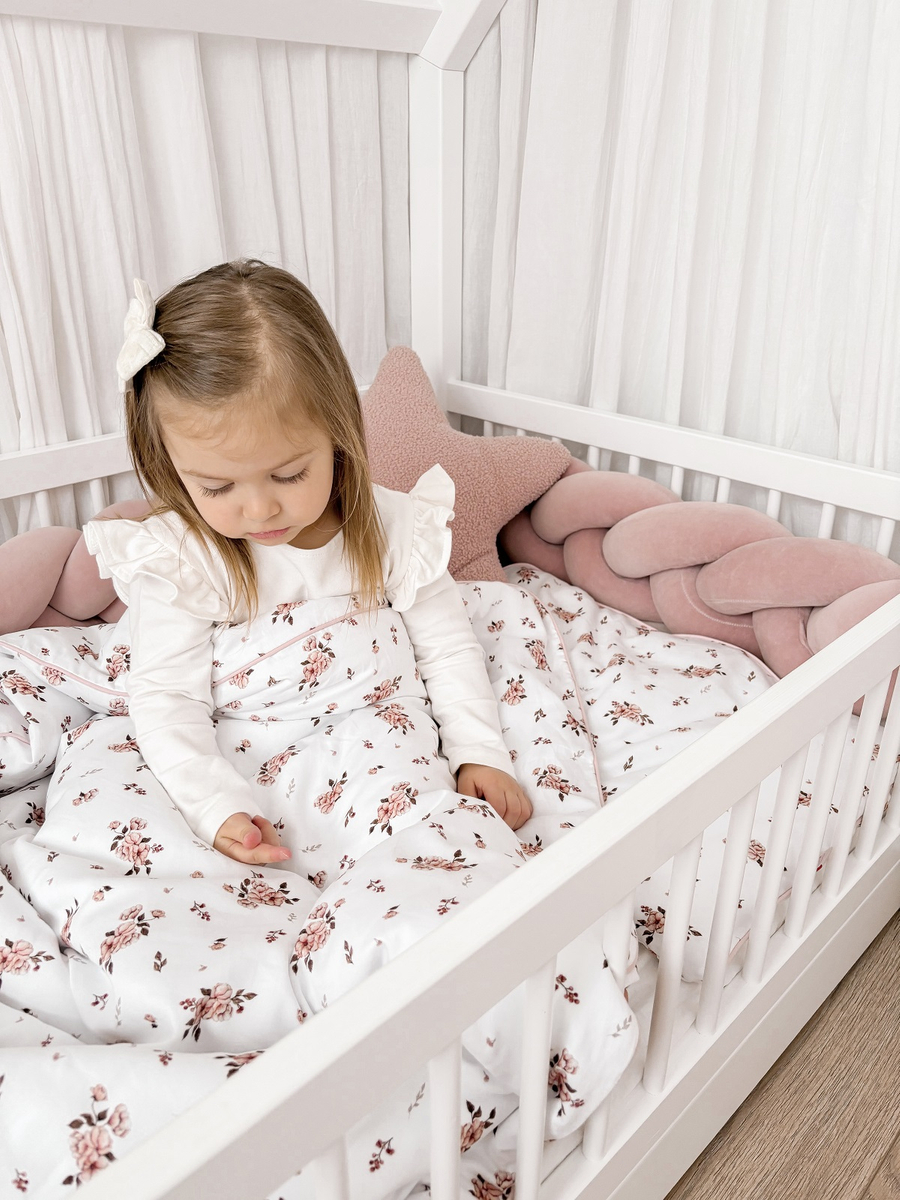 Pościel dziecięca do łóżeczka 100x135cm z wypustką 2elem 