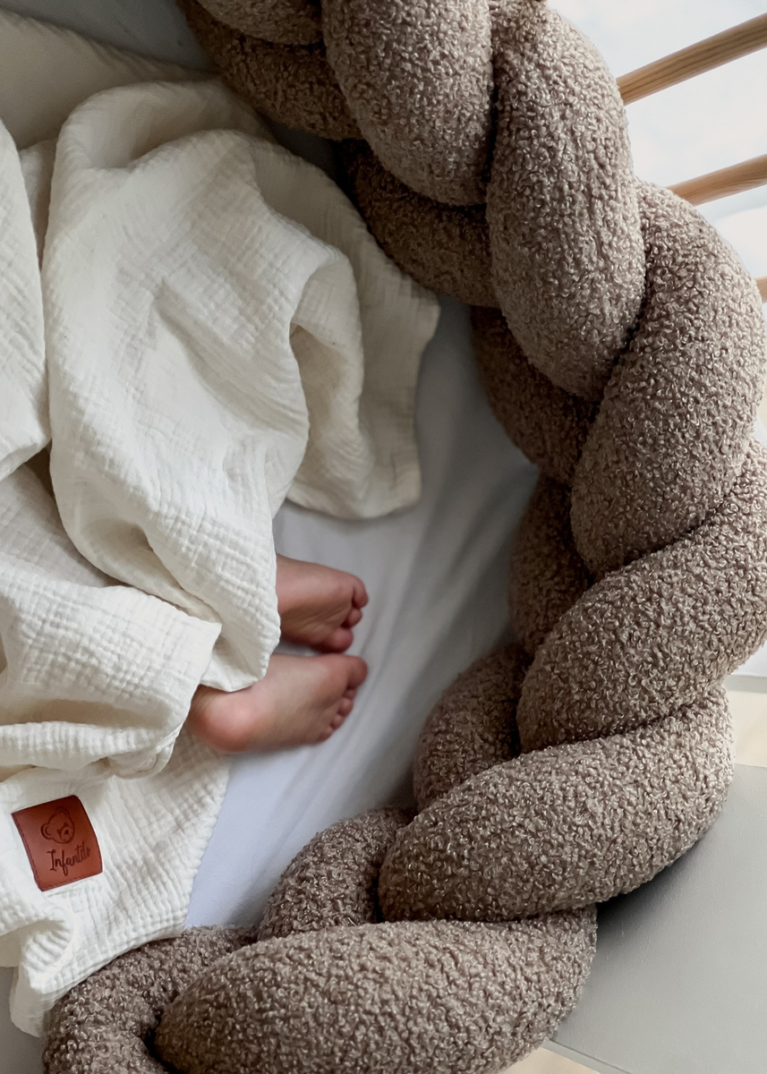 Ochraniacz WARKOCZ do łóżeczka BARANEK BOUCLE