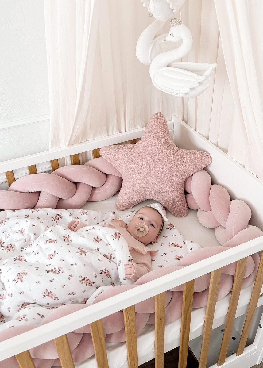 Poduszka dekoracyjna GWIAZDKA BARANEK boucle