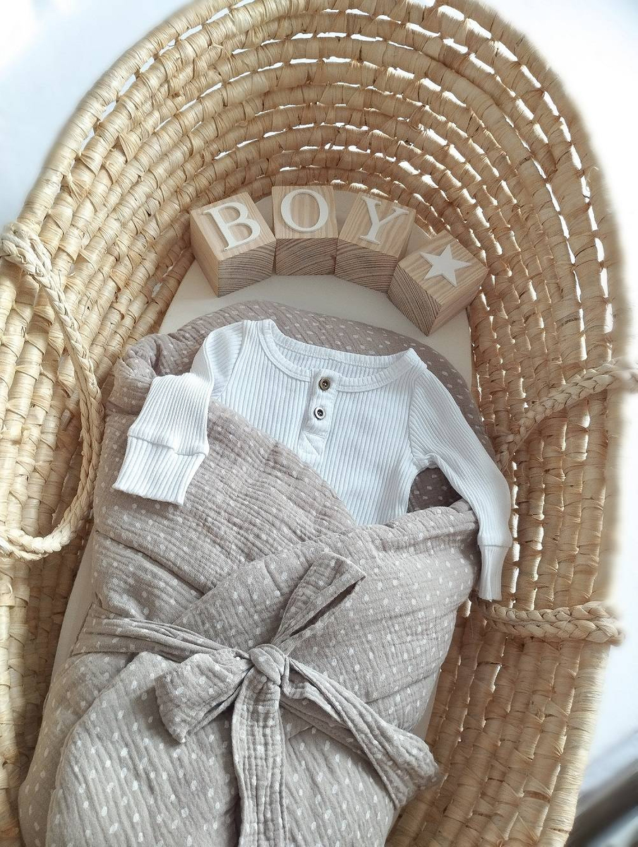 Rożek usztywniany MUŚLINOWY DOTS