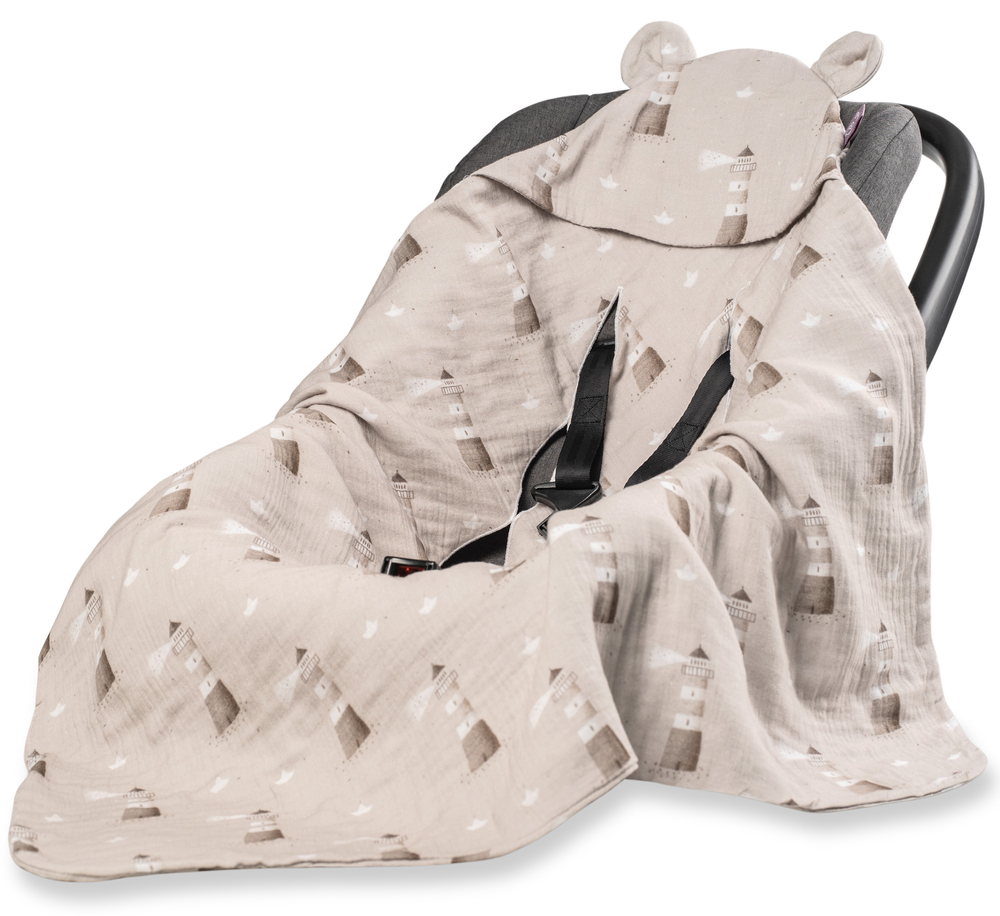 Muślinowy otulacz z kapturkiem do fotelika letni