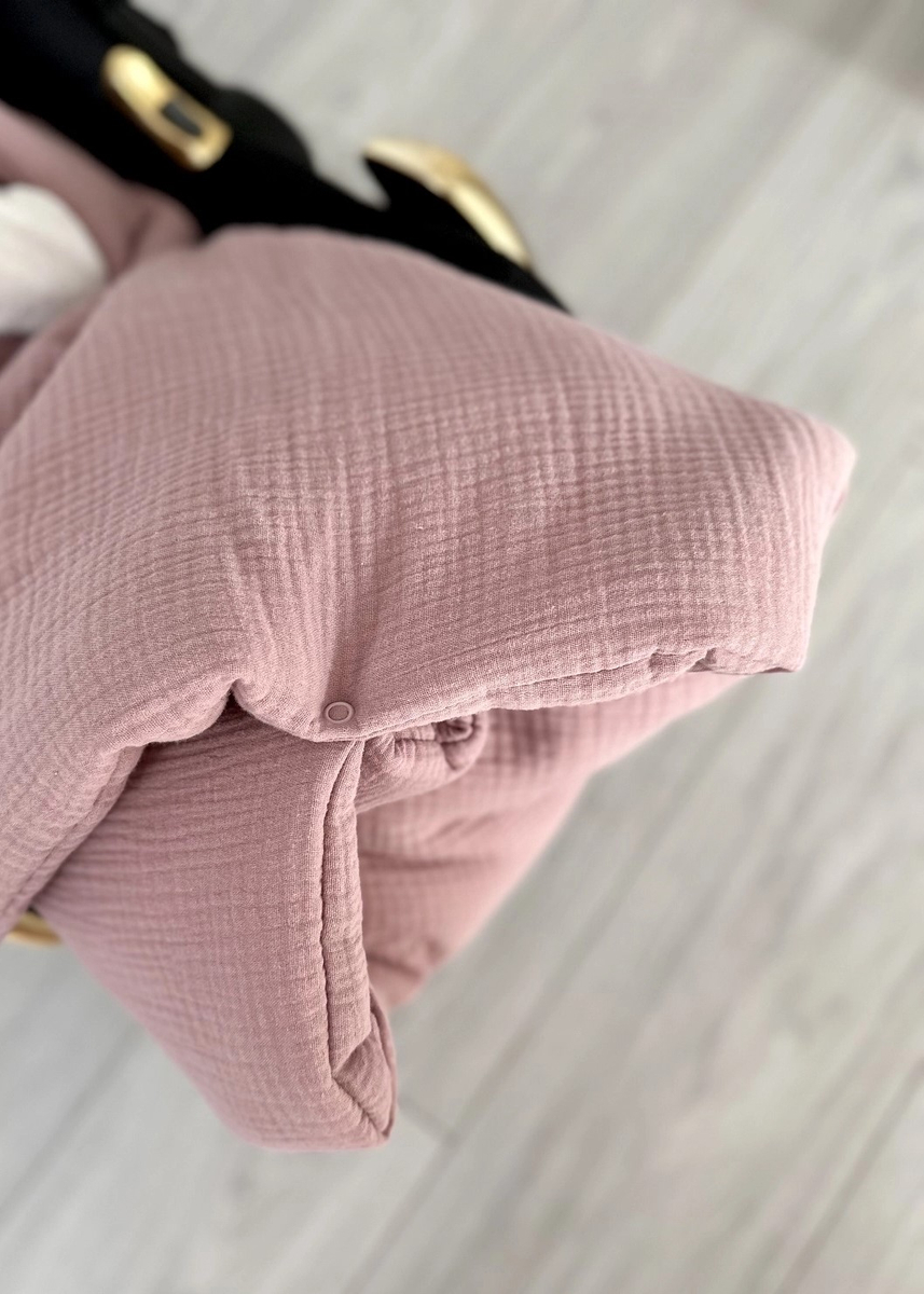 Kocyk otulacz do fotelika z kapturkiem MUŚLINOWY ocieplany