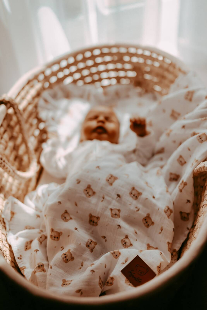 Komplet letni poduszka z falbanką i otulacz MUŚLIN TEDDY BEAR