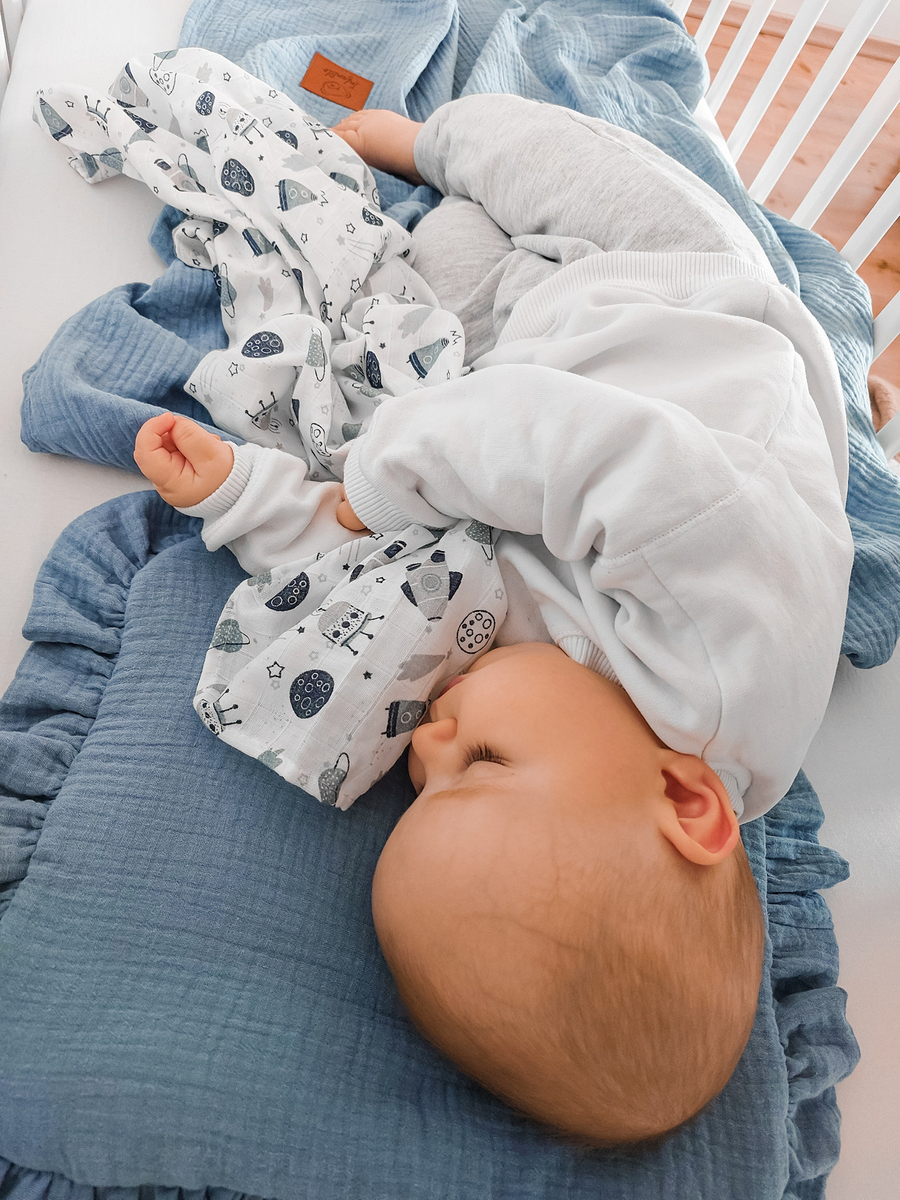 Komplet letni poduszka z falbanką i otulacz MUŚLIN