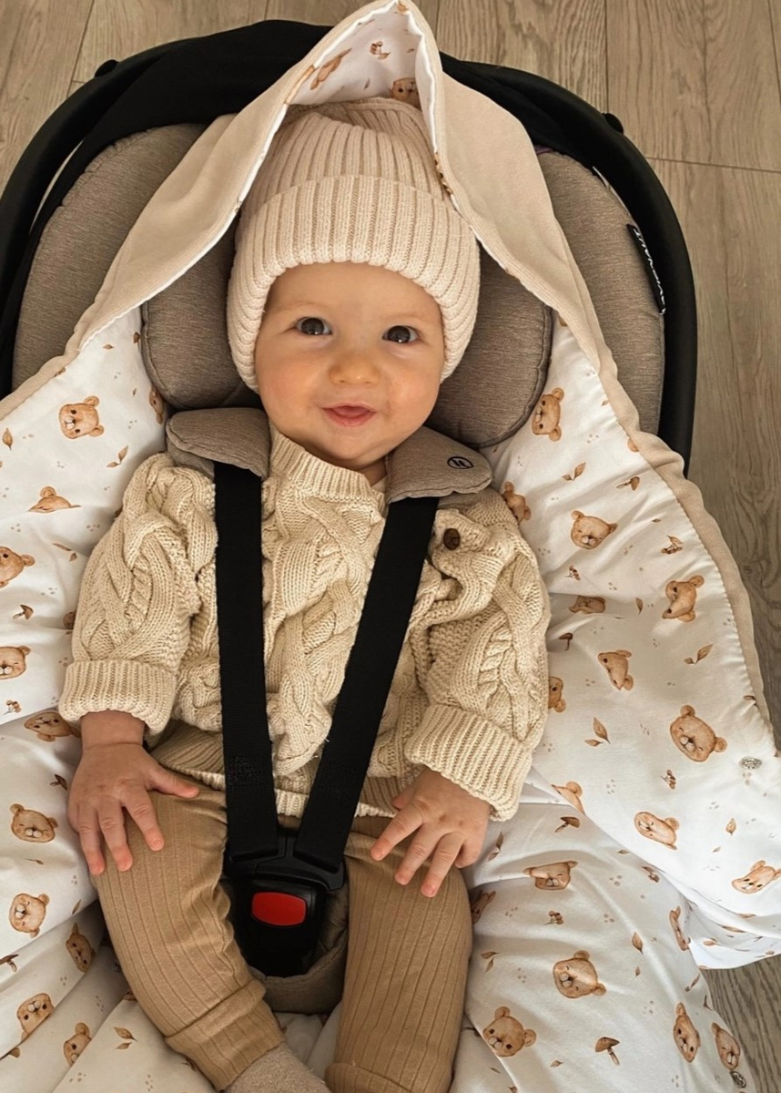 Kocyk z kapturkiem do fotelika WELUR 