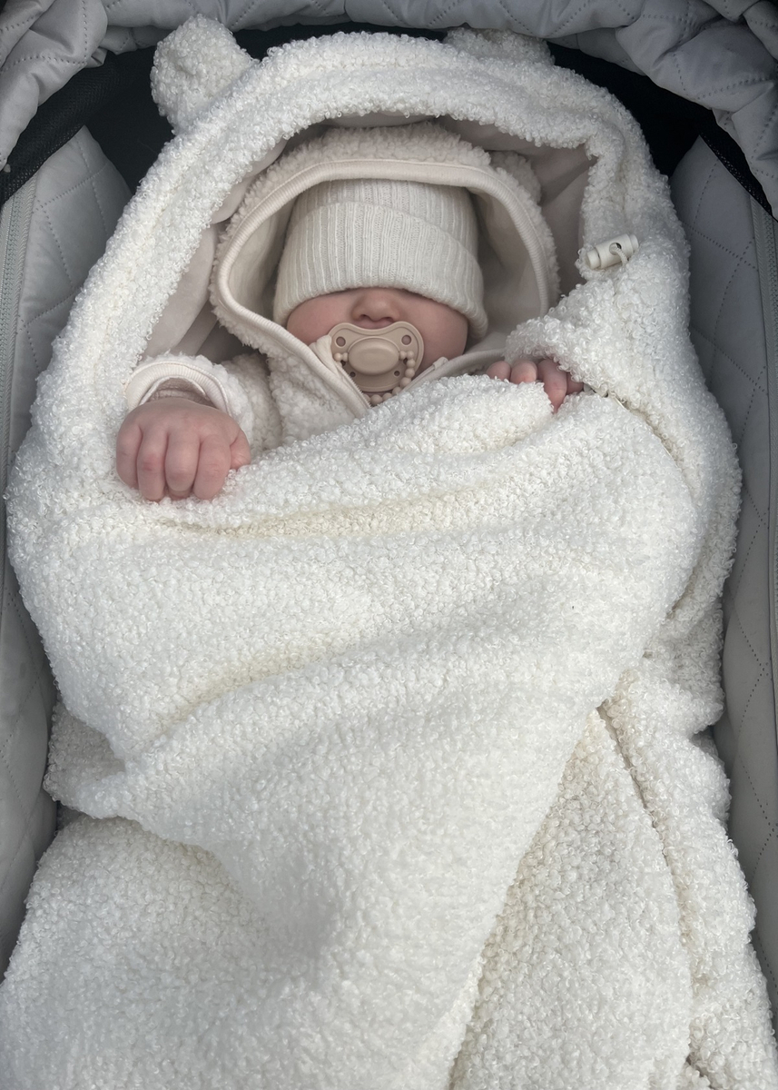 Śpiworek do wózka i fotelika BARANEK BOUCLE