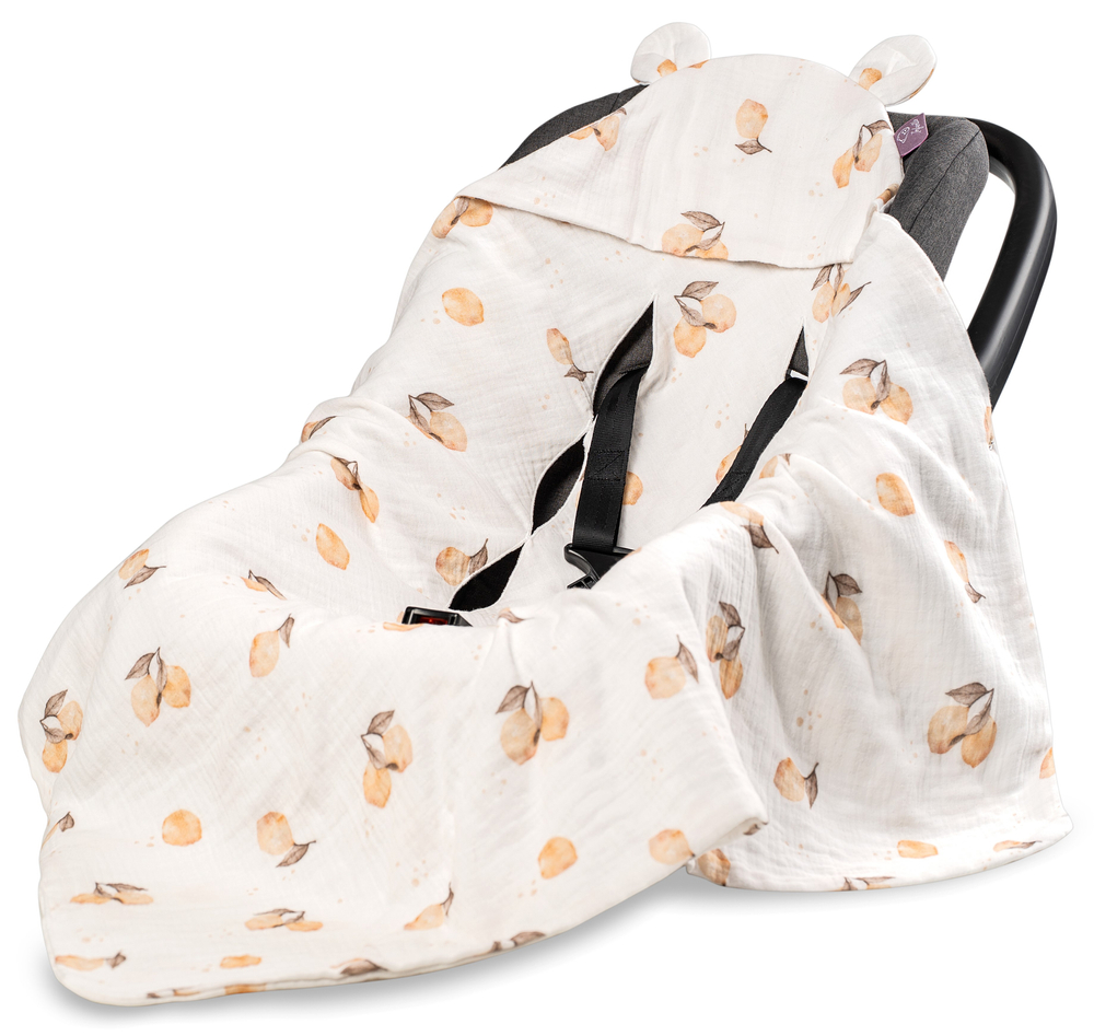Muślinowy otulacz z kapturkiem do fotelika letni 