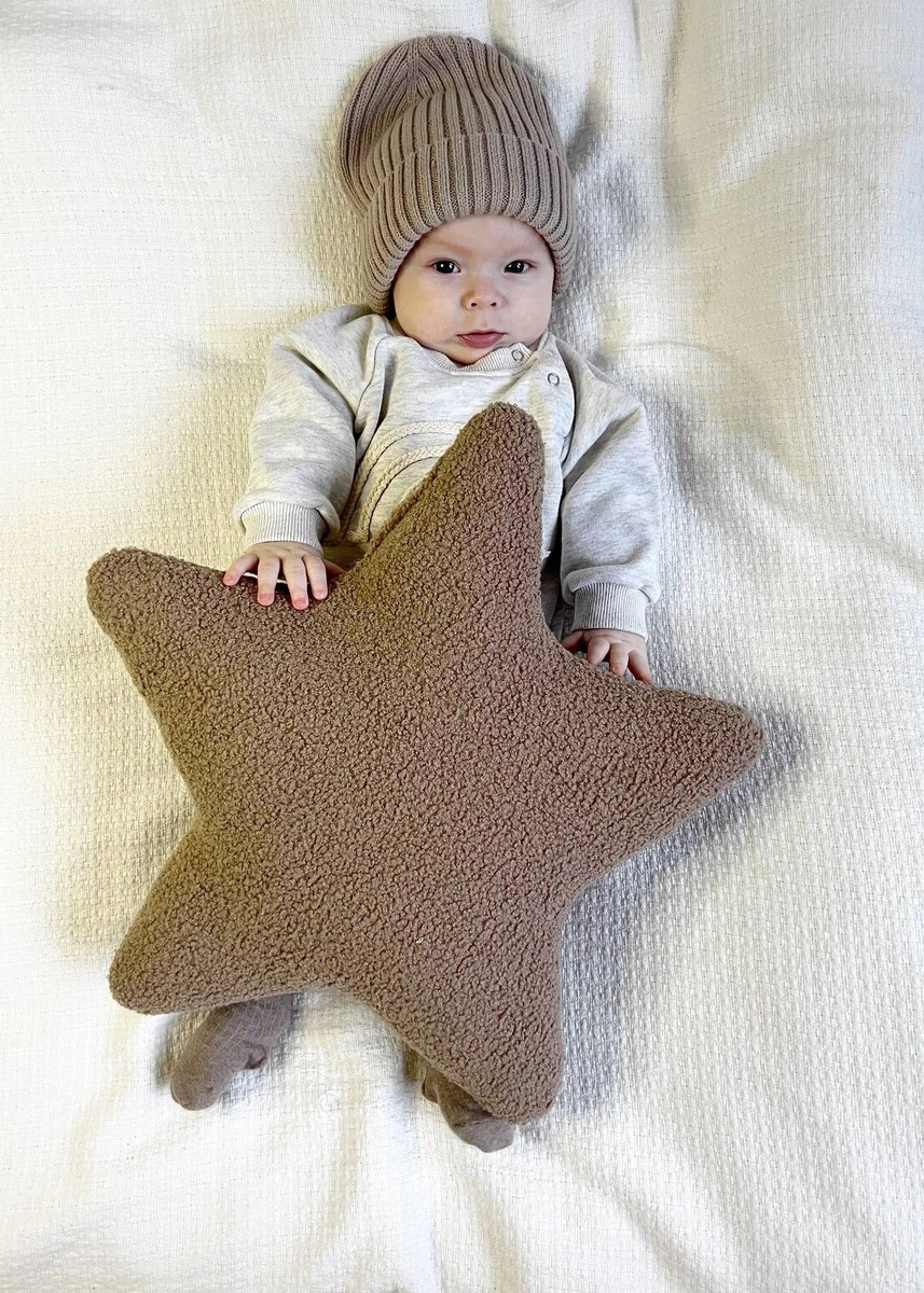 Poduszka dekoracyjna GWIAZDKA BARANEK boucle