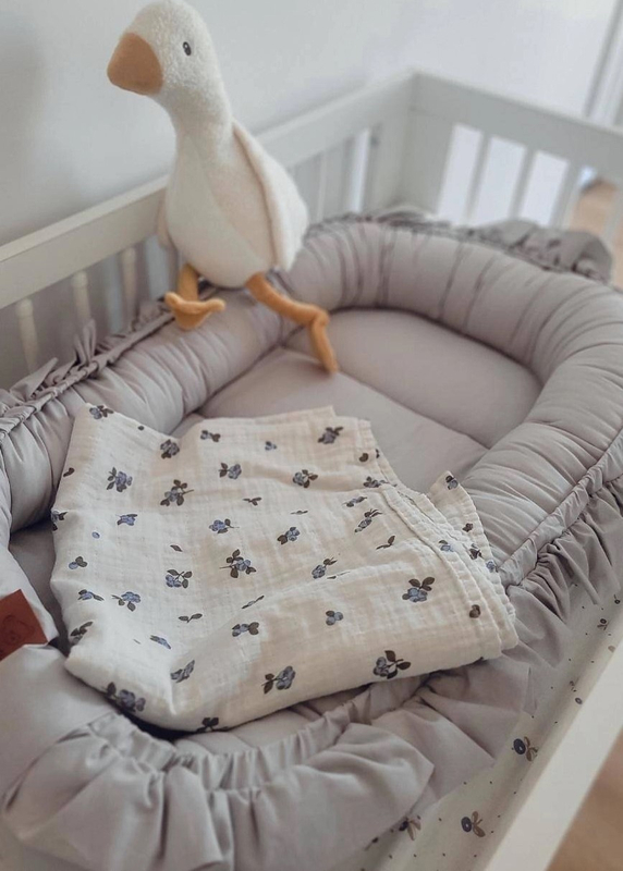 KOKON niemowlęcy BAWEŁNIANY z falbanką