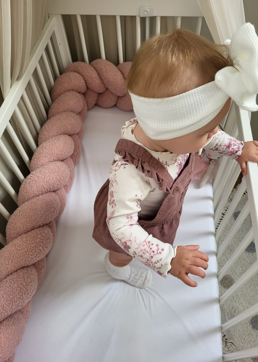 Ochraniacz WARKOCZ do łóżeczka BARANEK BOUCLE