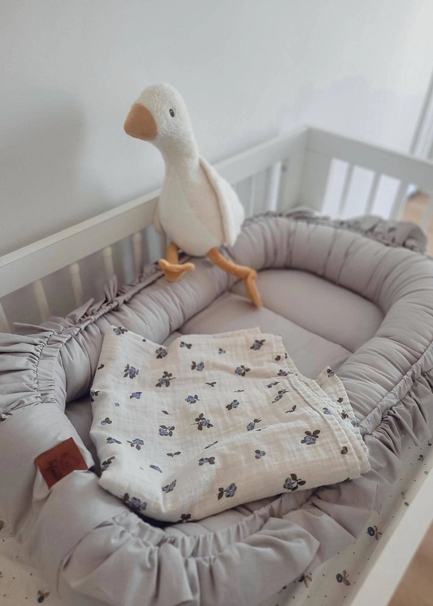 KOKON niemowlęcy BAWEŁNIANY z falbanką