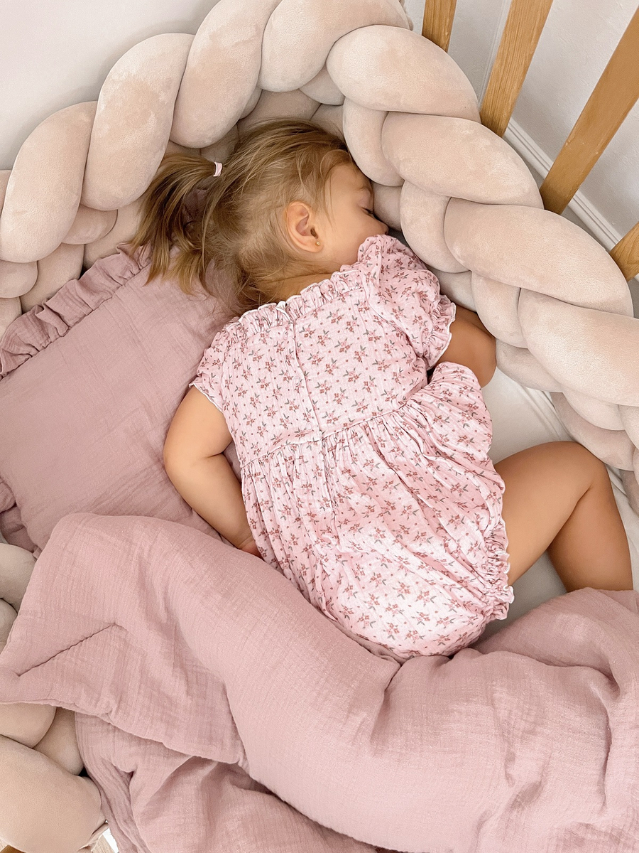 POŚCIEL MUŚLINOWA z falbanką 120x90 kołderka + poduszka WYPEŁNIENIE